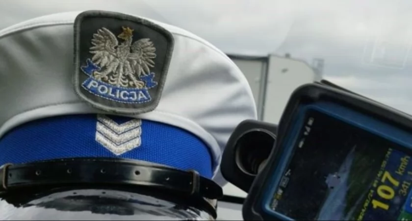 Łowiccy policjanci kontrolowali prędkość. Ujawnili aż 117 wykroczeń!