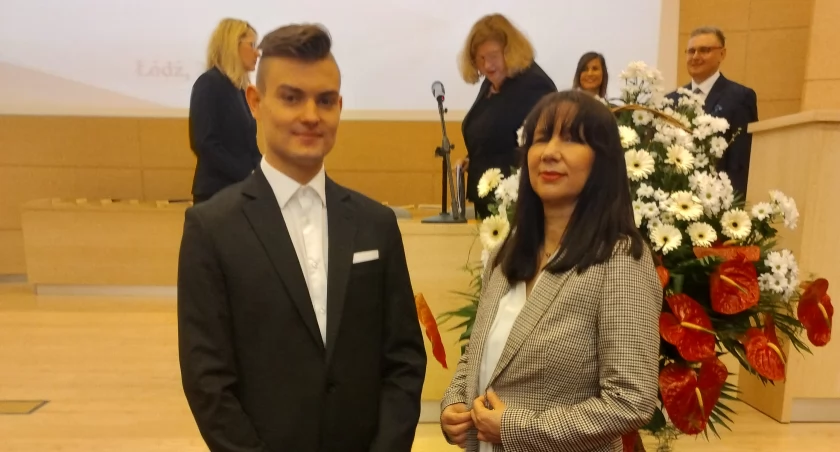 Uczeń ze Zduńskiej Dąbrowy zdolnym stypendystą Prezesa Rady Ministrów (foto)