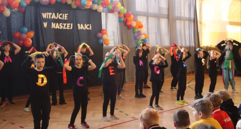 Dzień otwarty w Szkole Podstawowej nr 3 w Łowiczu (foto, film)