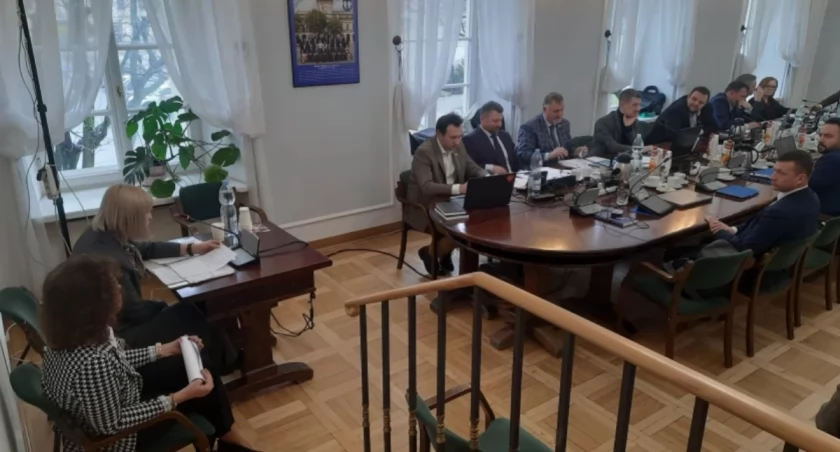 Łowicz. Nie będzie zmian w składzie zarządu osiedla Henryka Dąbrowskiego