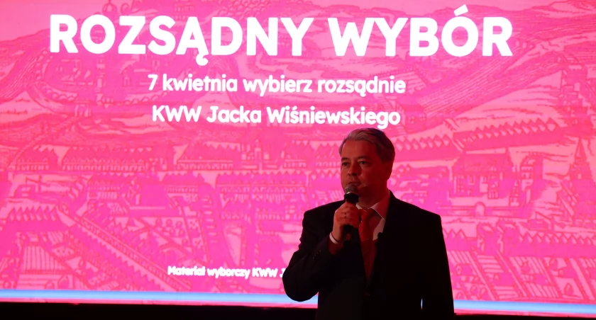Łowicz. Konwencja KWW Jacka Wiśniewskiego. Znamy kandydatów do Rady Miejskiej (foto, film)