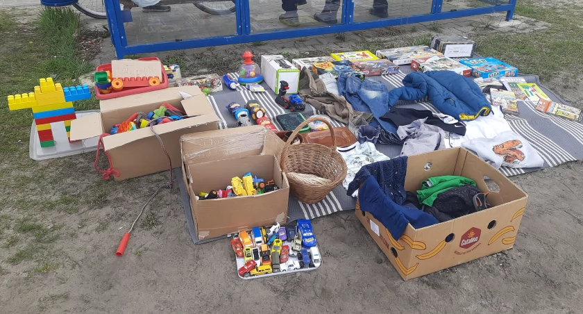 Łowicz. Niewielkie zainteresowanie wyprzedażą garażową na Górkach (foto)