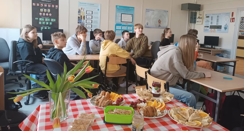 Dzień Języka Francuskiego w SP nr 7 (foto)
