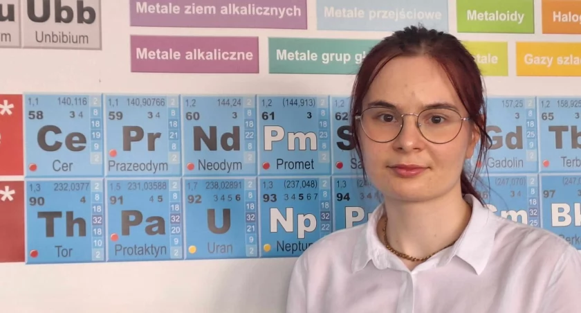Kinga Olczyk, uczennica I LO laureatką Olimpiady Wiedzy Chemicznej!