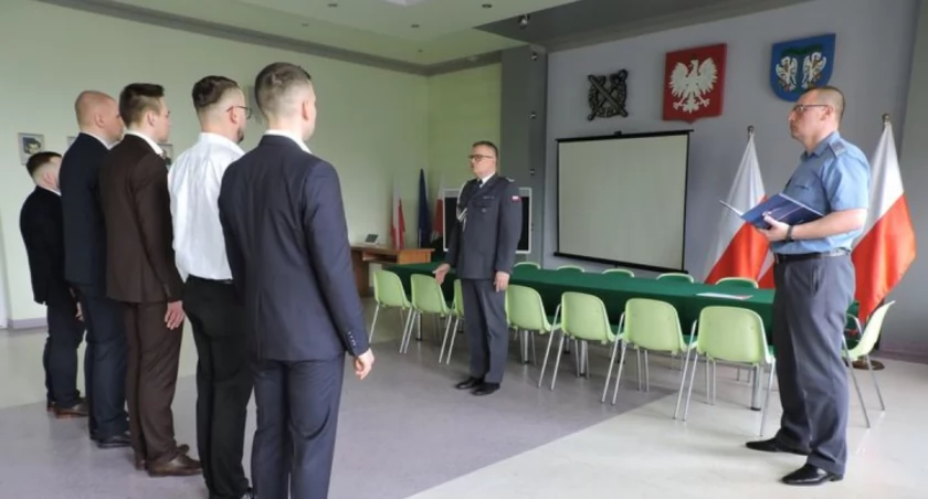 Zakład Karny w Łowiczu ma pięciu nowych funkcjonariuszy