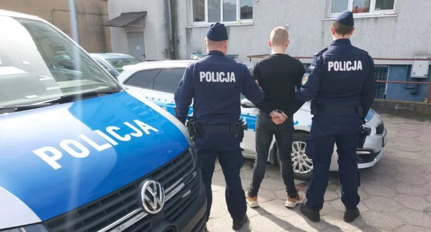 Internetowy oszust aresztowany przez łowickich policjantów