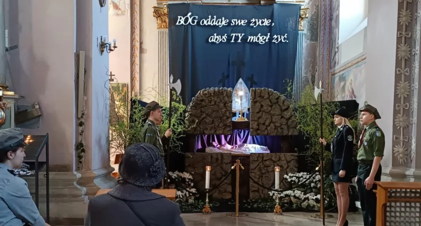 Groby Pańskie w łowickich kościołach (foto)