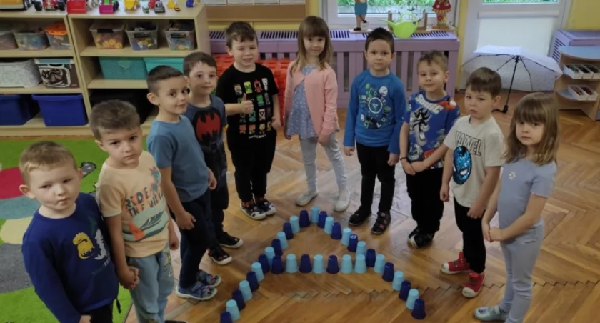 Przedszkole Pod Świerkami obchodziło Światowy Dzień Świadomości Autyzmu (foto)