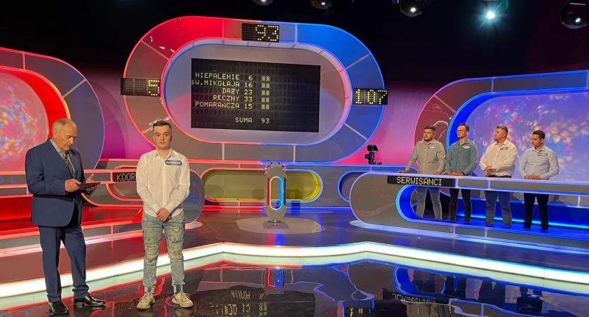Serwisanci z łowickiego salonu TelePremium w Familiadzie