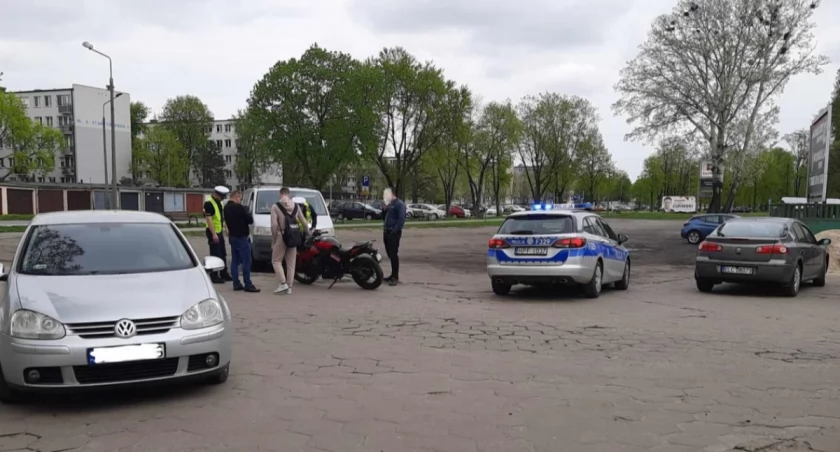 Kolizja w rejonie Starzyńskiego z udziałem skutera (foto)