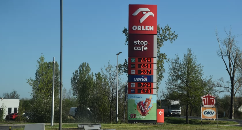 Ceny benzyn i diesla wzrosną. Skutki drogiej ropy dotarły do Polski 