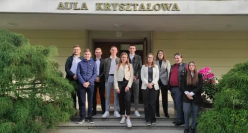 Uczniowie ZSCKR z awansem do etapu centralnego Olimpiady Wiedzy i umiejętności rolniczych