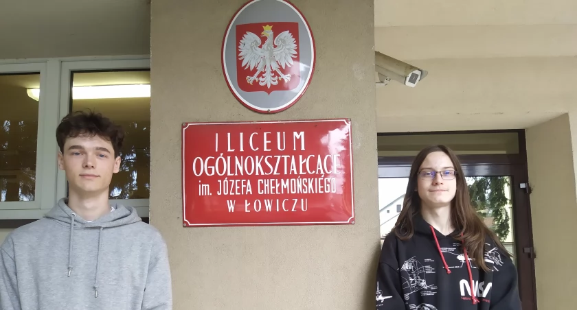 Ogromny sukces uczniów I LO w Łowiczu w ogólnopolskim konkursie fizycznym