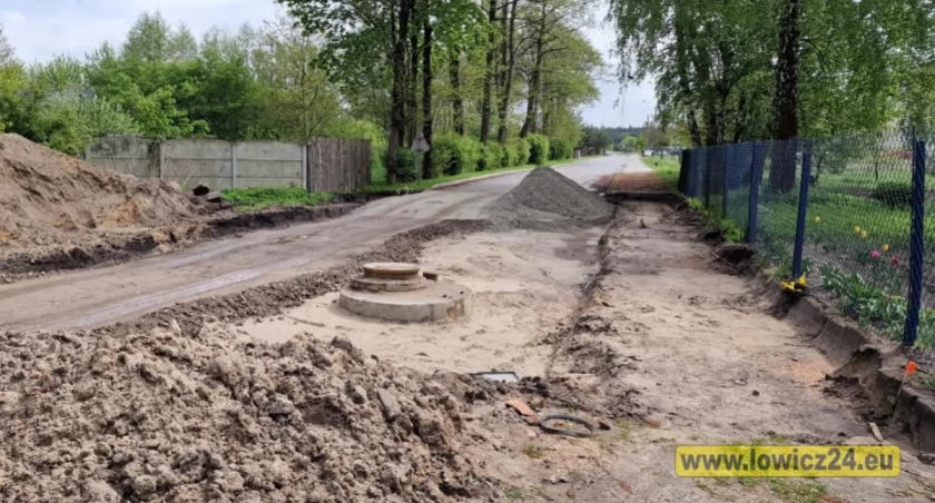 Nowa nawierzchnia dla ulicy Czajki staje się faktem (foto)