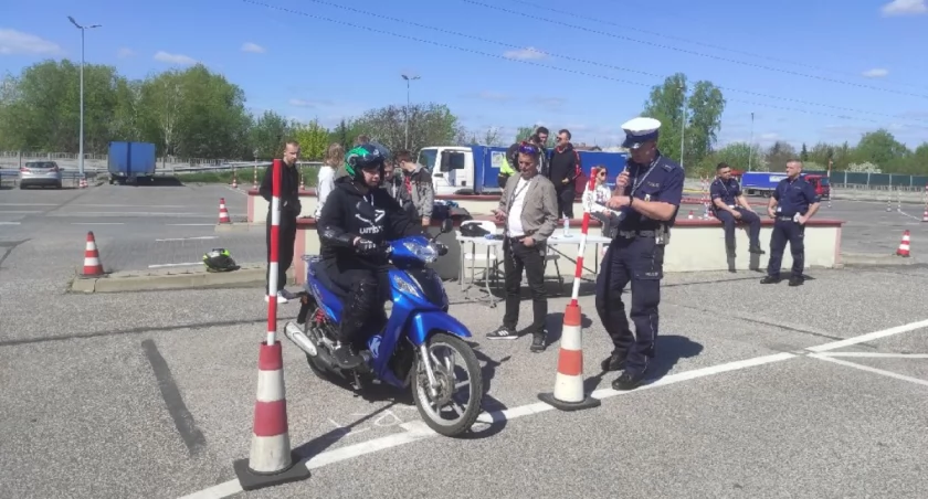 III miejsce uczniów z ZST w regionalnym etapie Ogólnopolskiego Młodzieżowego Turnieju Motoryzacyjnego (foto)