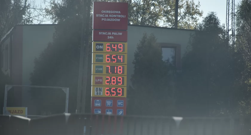Duże różnice cen  paliw na stacjach. A jak jest w Łowiczu? 