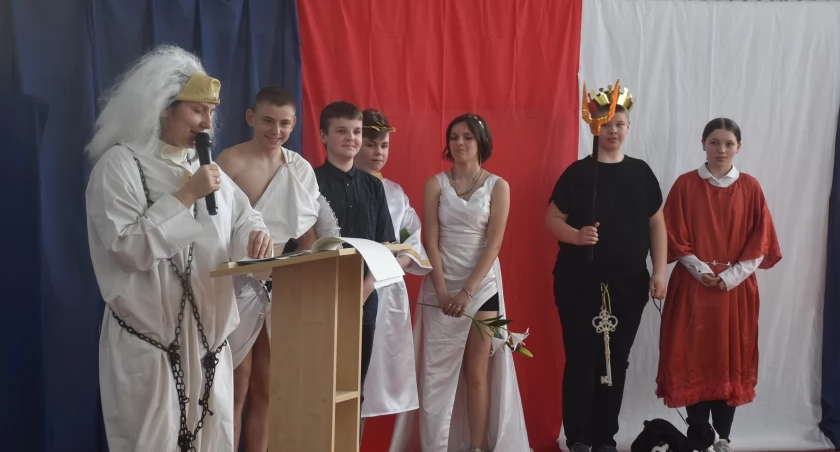 Dzień Języka Polskiego w łowickiej Siódemce (foto)