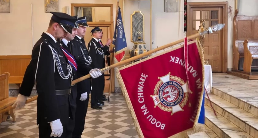 Msza Święta za strażaków z parafii św. Ducha w Łowiczu (foto)