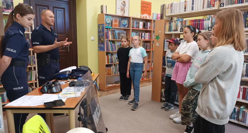 „Żywa książka”, czyli z kim spotkała się dzisiaj młodzież? (foto)
