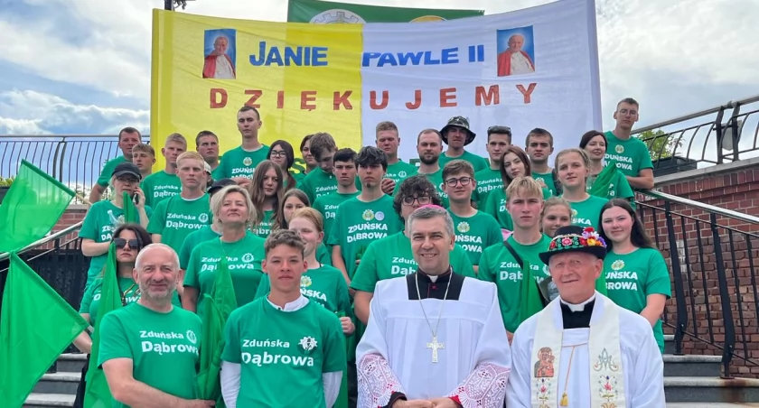 Młodzież ze Zduńskiej Dąbrowy po raz 20. pielgrzymowała na Jasną Górę (foto, film)
