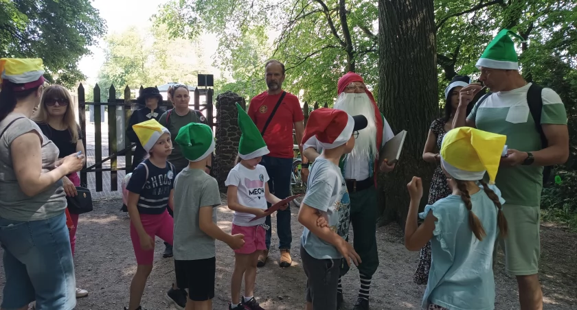 Razem z Koszałkiem Opałkiem świętowali urodziny Marii Konopnickiej (foto, film)