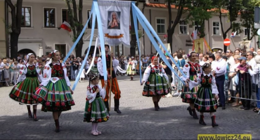Boże Ciało w Łowiczu. Zmiany w organizacji ruchu na terenie miasta