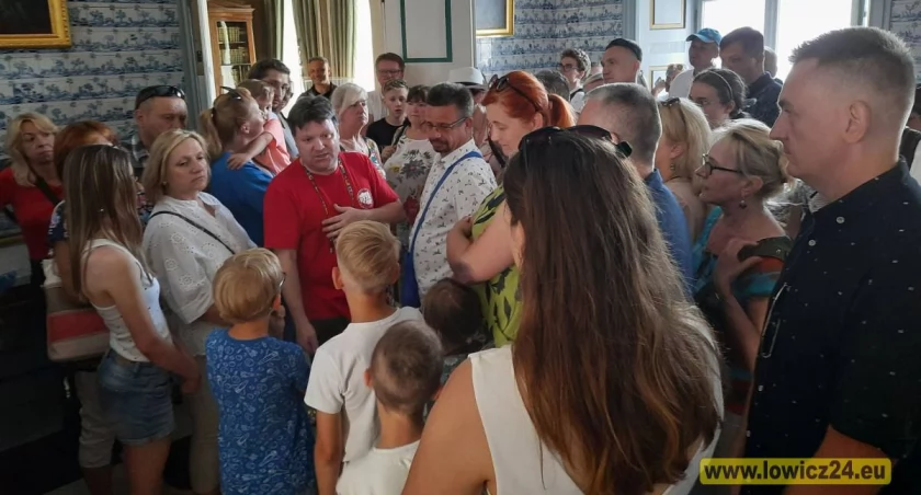 Nieborów. Zwiedzanie pałacu z przewodnikiem PTTK