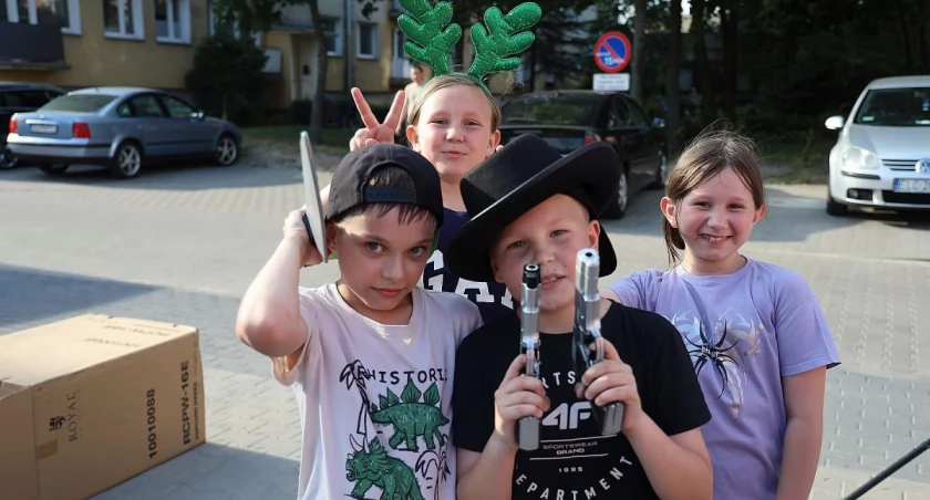 Piknik rodzinny na osiedlu Bratkowice (foto, film)