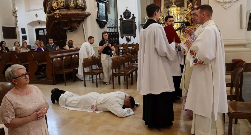 Święcenia kapłańskie w łowickiej bazylice (foto)