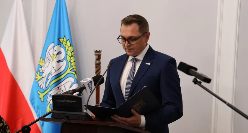 Łowicz. Burmistrz Mariusz Siewiera rozpoczyna przyjęcia mieszkańców 