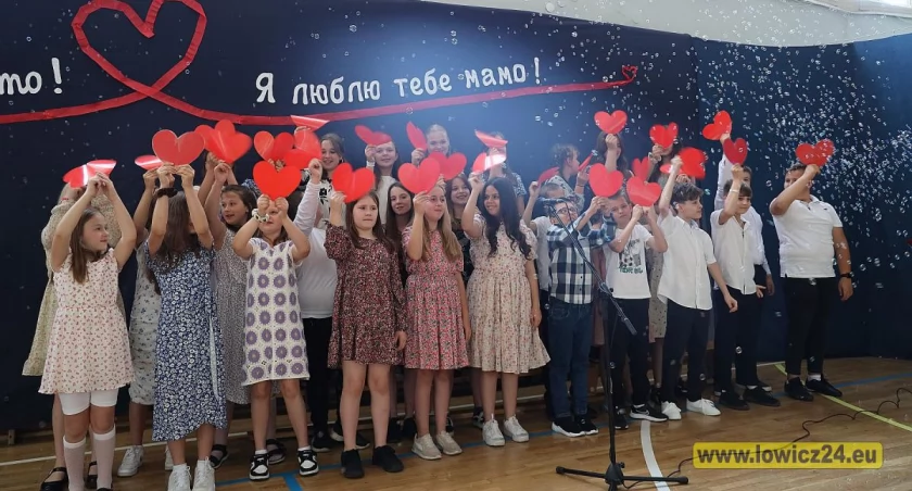 Po polsku i ukraińsku pokazali, jak kochają swoje Mamy (foto, film)