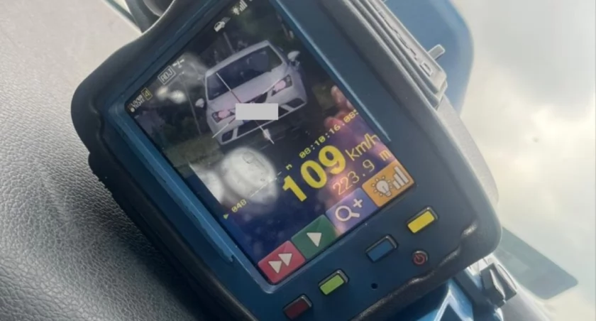 Przekroczyła prędkość w obszarze zabudowanym o 59 km/h!