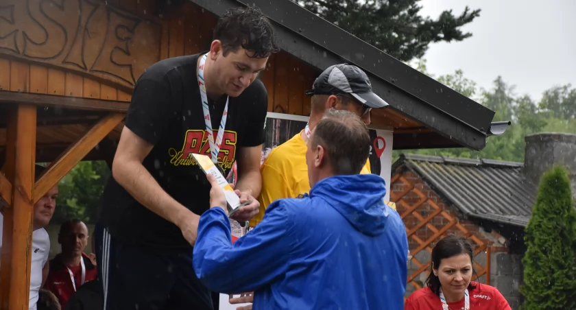 W Polesiu na sportowo rozpoczęli wakacje (foto) [WYNIKI]