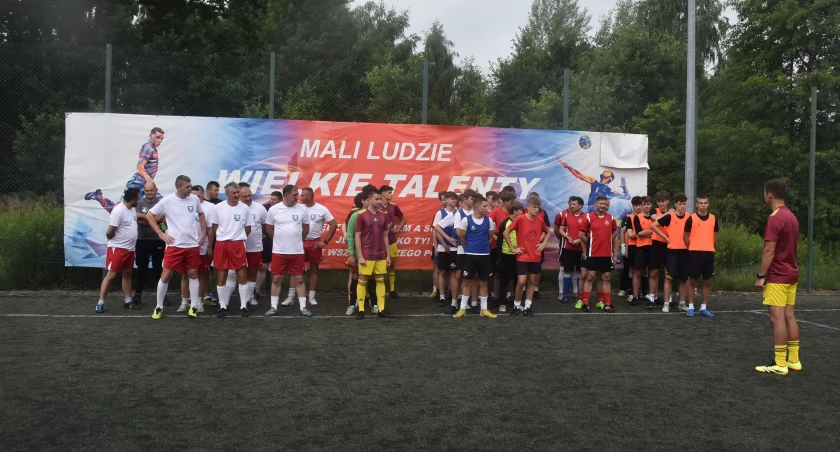 Popów. Ostatni dzień turnieju piłkarskiego „Mali Ludzie, Wielkie Talenty” (foto,film)