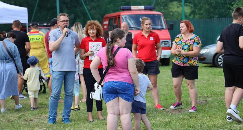 Mieszkańcy osiedla Przedmieście witają wakacje na pikniku (foto, film)