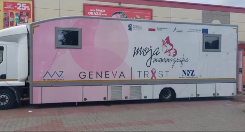 Mammobus w lipcu zaparkuje w Łowiczu. Już dziś zapisz się na badanie!