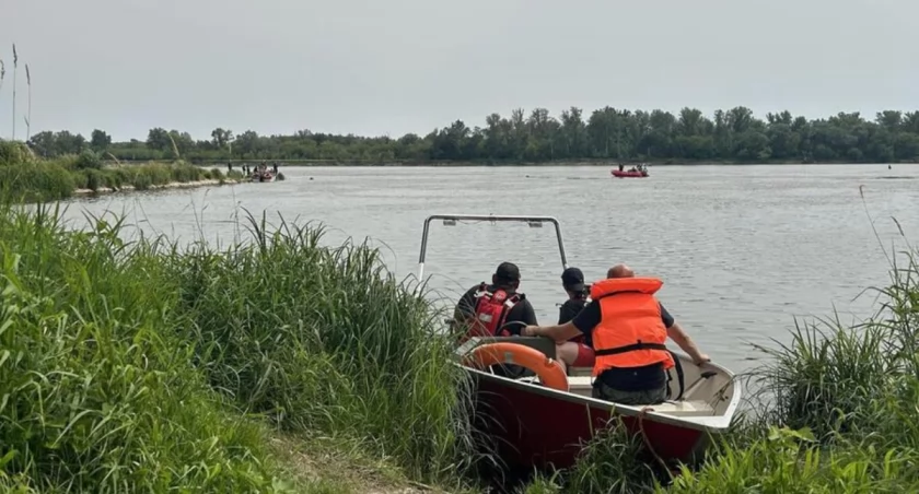 Tragiczny finał poszukiwań wędkarza. Ciało mężczyzny wyłowione z Wisły