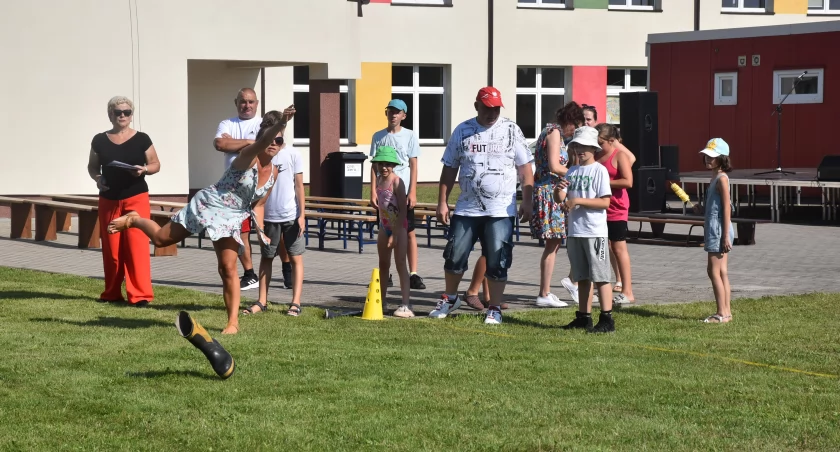 Rodzinny piknik w Bednarach. Integracja, zabawa oraz pomoc (foto)