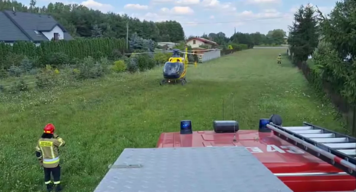 Zasłabł mężczyzna. Strażacy zabezpieczali lądowisko LPR