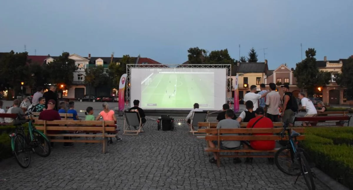 Mistrzostwa w grze FC24 przenoszą się na plażę nad Bzurą!