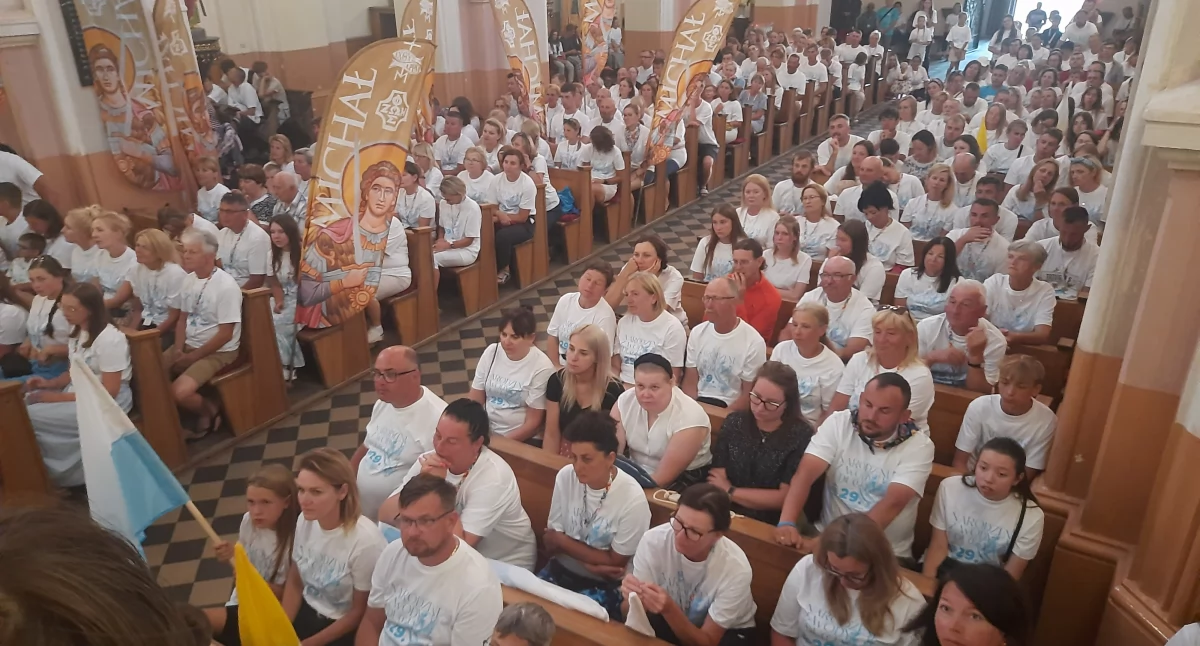Rędziny. Apel 29. Łowickiej Pieszej Pielgrzymki Młodzieżowej na Jasną Górę (foto, film)