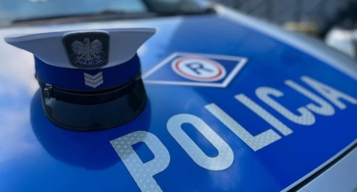 Błędów. Młody mężczyzna zjechał do rowu