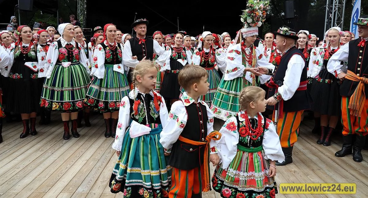 Gwiozda Łowicko 2024. Kto w tym roku odsłoni pamiątkową tablicę?
