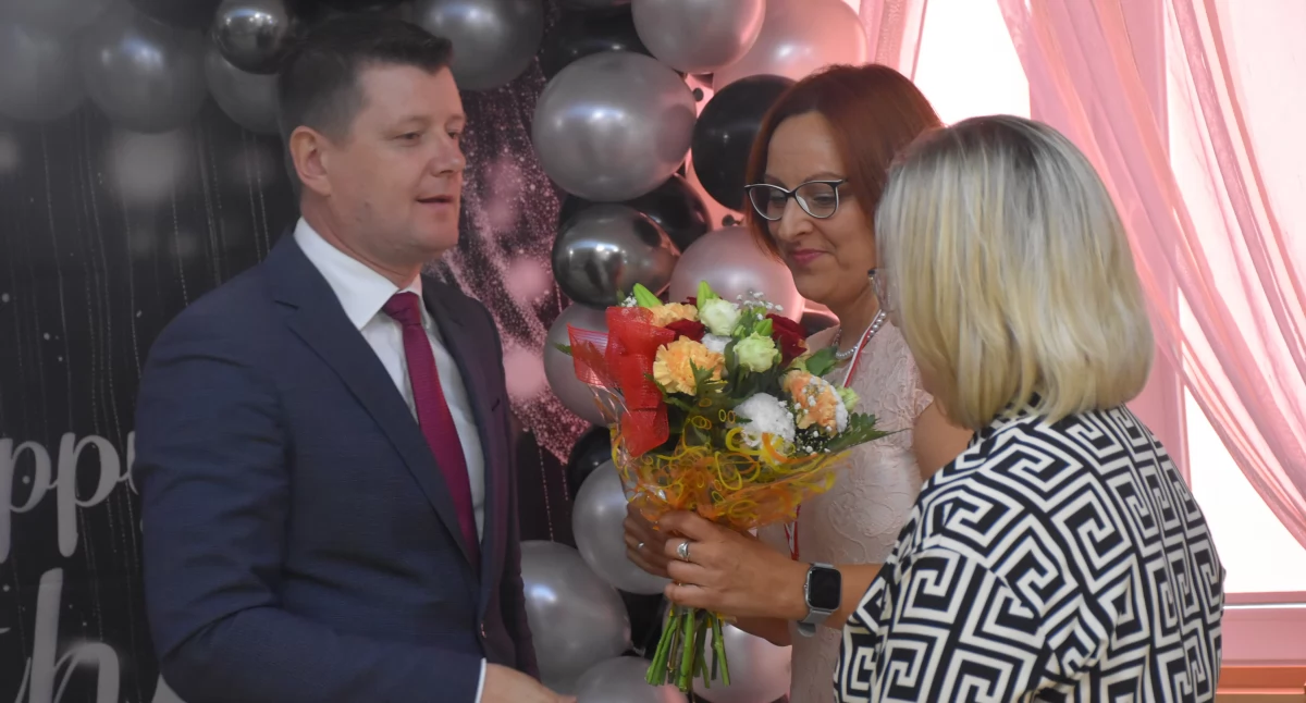 Drewniana rocznica Koła Gospodyń Wiejskich z Dzierzgówka (foto,film)