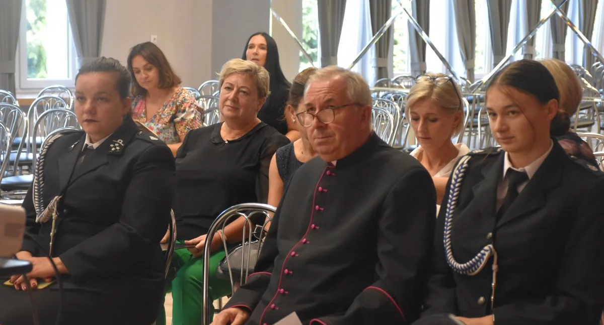 Narodowe czytanie w gminie Łyszkowice (foto,film)