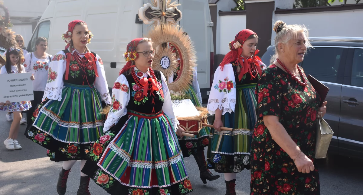 Dożynki 2024. Powiatowo-gminne święto plonów w Kiernozi (foto,film)