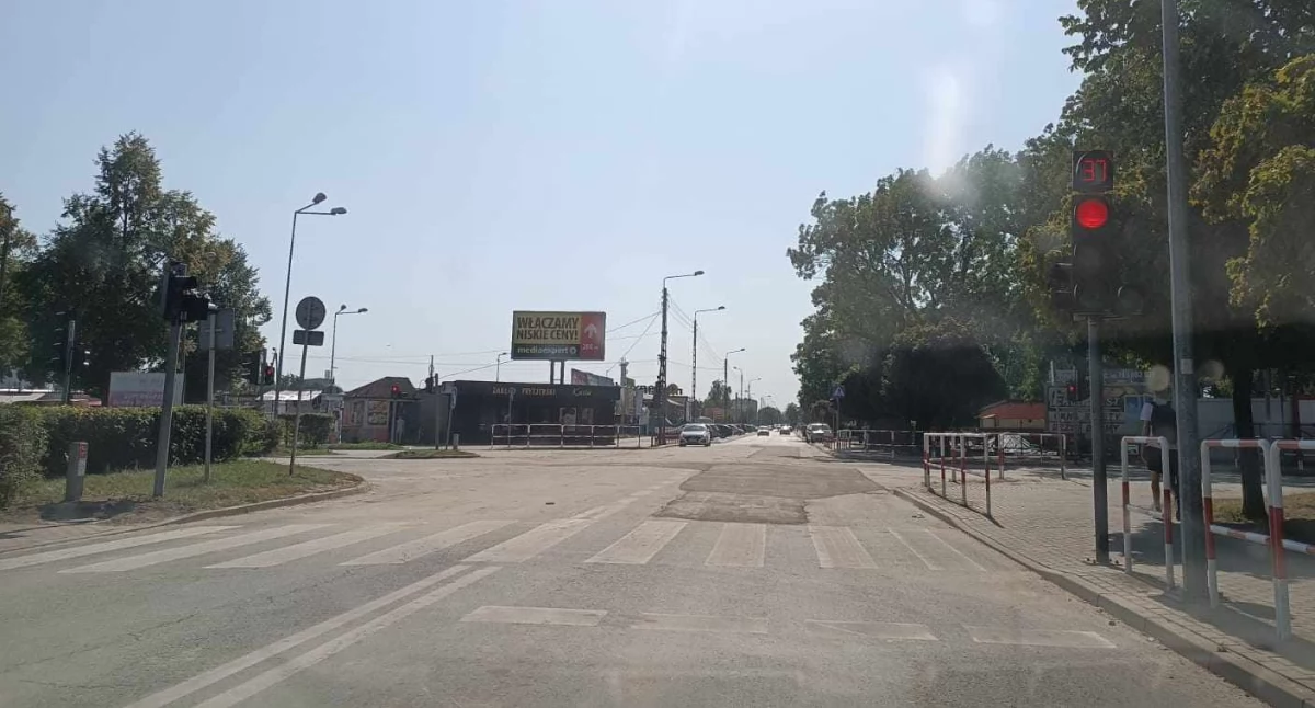Łowicz. Skrzyżowanie przy targowisku otwarte dla ruchu
