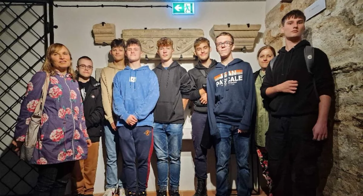 Młodzież ZST zwiedziła Bazylikę Katedralną oraz krypty (foto)