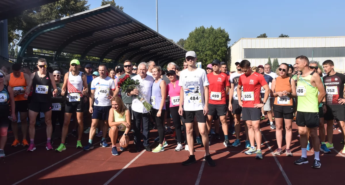 „Piątka z hakiem” częścią 42. Półmaratonu Jesieni (foto,film)[WYNIKI]