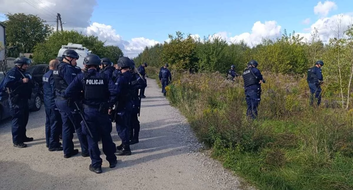 Obława zakończona. Poszukiwany 39-latek odnaleziony przez policję. Mężczyzna popełnił samobójstwo (foto)